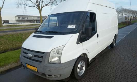 ford transit car from 2008